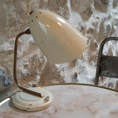-parking Prive -maison Entiere -balancoire En Interieur-coeur Historique -la Clef De Nyaraló *