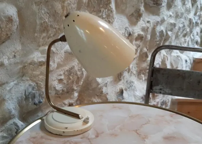 -maison Entière -balancoire En Intérieur-parking Privé -coeur Historique -la Clef De Hébergement de vacances *