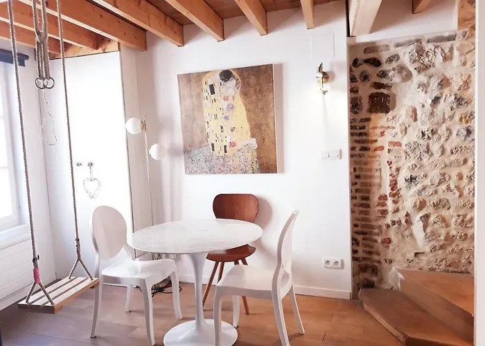 -parking Prive -maison Entiere -balancoire En Interieur-coeur Historique -la Clef De Semesterbostad