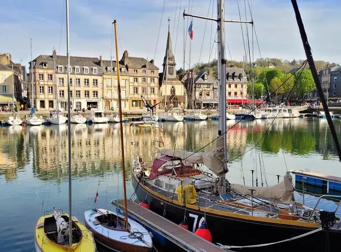 -parking Prive -maison Entiere -balancoire En Interieur-coeur Historique -la Clef De Semesterbostad